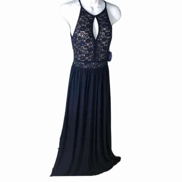 Morgan & Co - Keyhole Gown - Picture 3 of 7